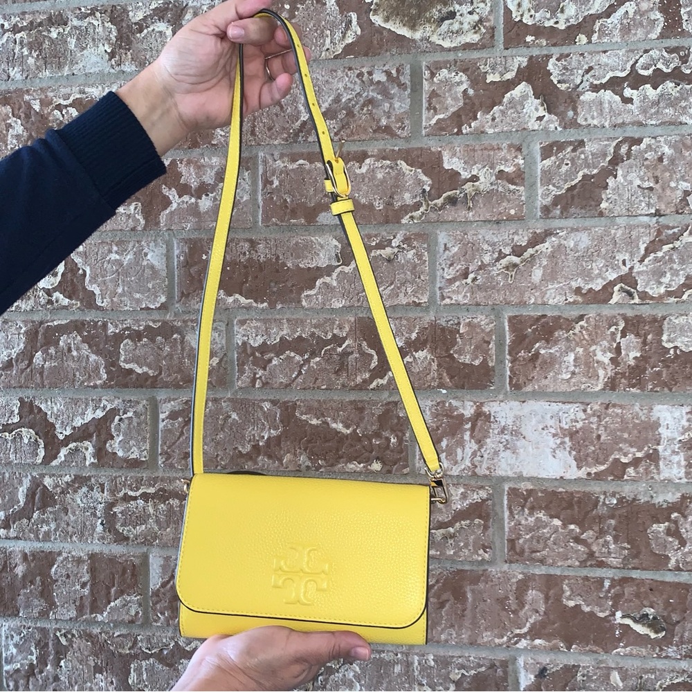 NEW Tory Burch Thea Flat Wallet/Crossbody Bag
